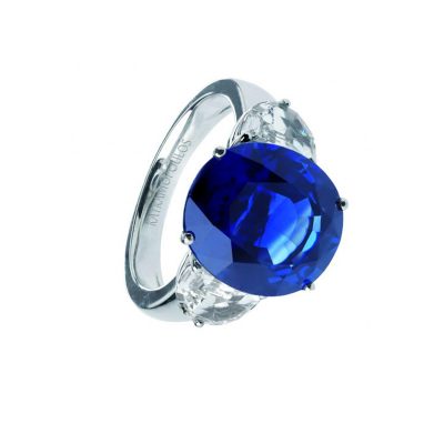 Sapphire oval & half moon diamonds ring
